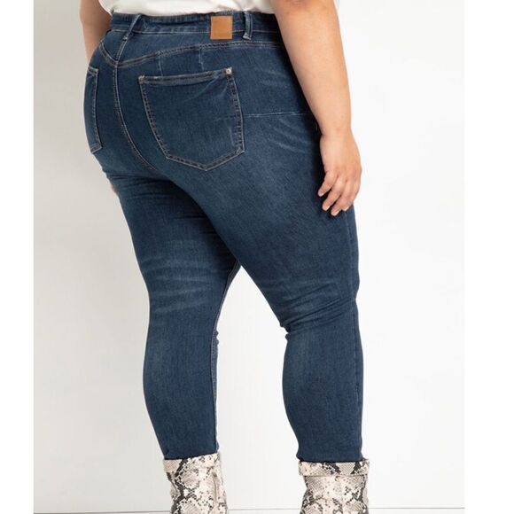 Eloquii Gena Fit Peach Lift Distressed Skinny Jeans 22G  Whiskered Booty Lift - Picture 2 of 8